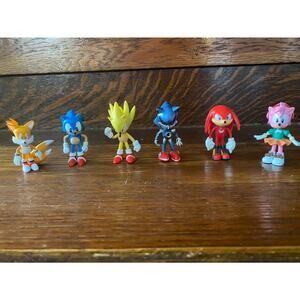 Sonic the Hedgehog Action Figures, 6 Piece Figurine Play Set, Kids Easter Basket